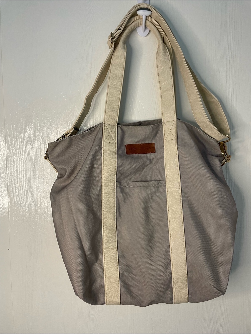 Kindred Bravely Gray Hospital & Diaper Tote Bag - Picture 2 of 11